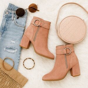 STEVEN by Steve Madden Johannah suede  buckle detail ankle booties ❤️